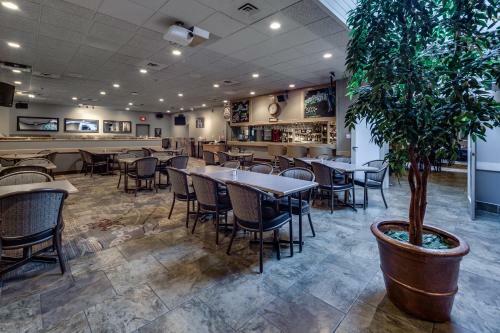 Heritage Inn Hotel & Convention Centre - Cranbrook
