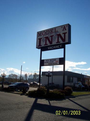 Motel Model A Inn