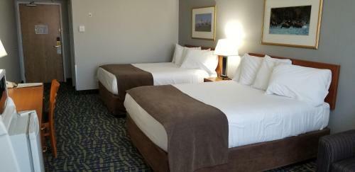 Surestay Plus Hotel By Best Western Lethbridge