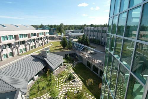 Hotel Residences At University Of Northern Bc