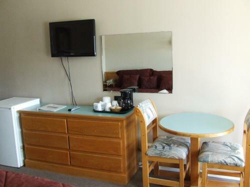 Ponderosa Motor Inn
