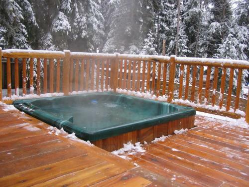 Mount 7 Guesthouse And B&B