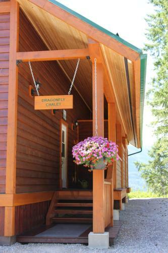 Lodge Cedar House Restaurant & Chalets