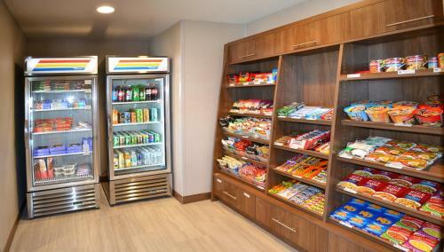Hotel Staybridge Suites - Red Deer North