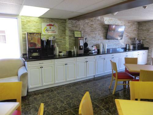 Hotel Super 8 By Wyndham Red Deer