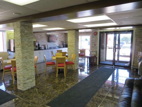 Hotel Super 8 By Wyndham Red Deer