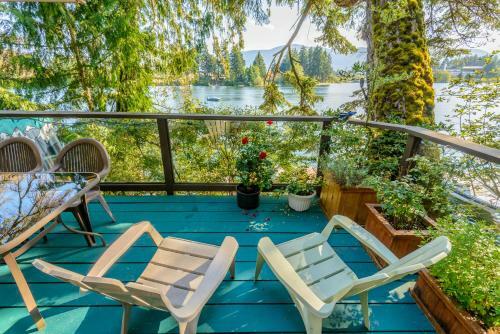 Long Lake Waterfront Bed And Breakfast