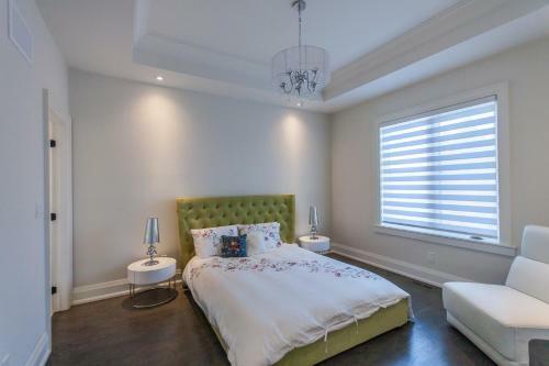 Luxurious 5 Bedroom Home