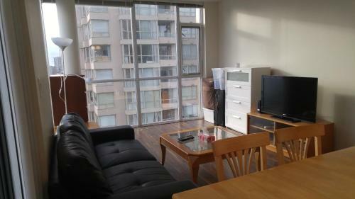 Richmond Apartment Buswell