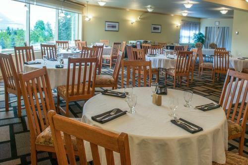 Hotel Hilltop Inn - Salmon Arm