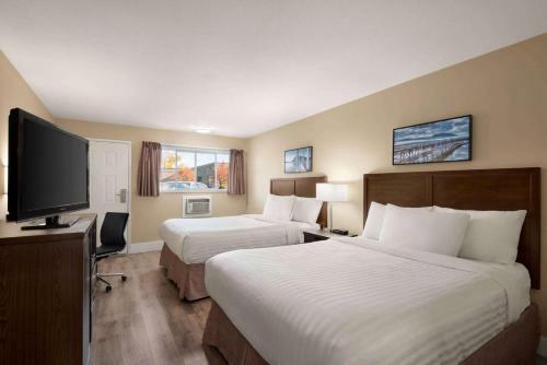 Hotel Travelodge By Wyndham Salmon Arm Bc