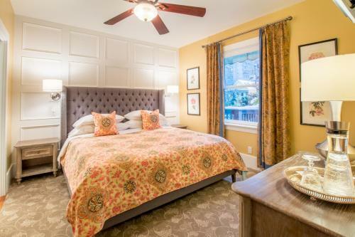 Bed & Breakfast West End Guest House