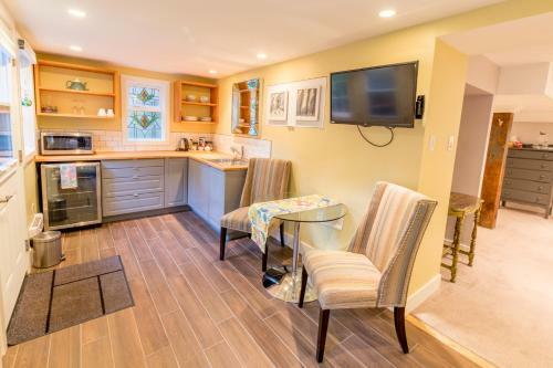Bed & Breakfast West End Guest House