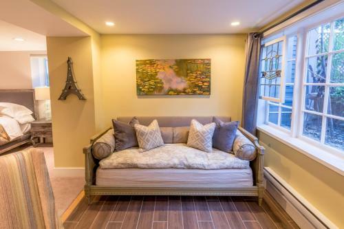 Bed & Breakfast West End Guest House