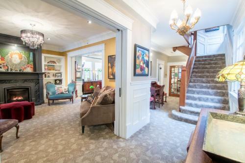 Bed & Breakfast West End Guest House