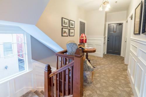 Bed & Breakfast West End Guest House