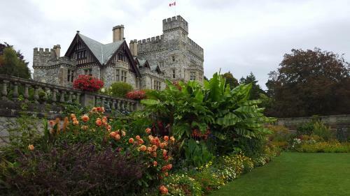 Victoria Ocean View B&B House