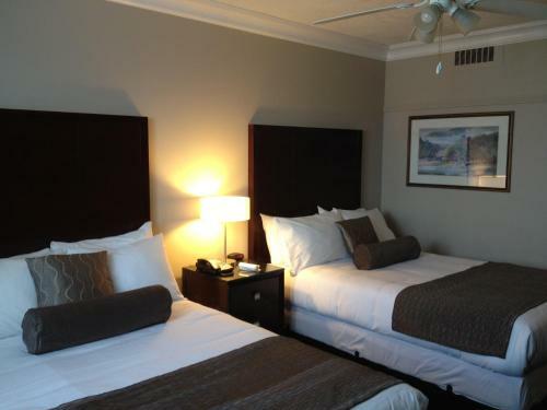 Capital City Center Hotel