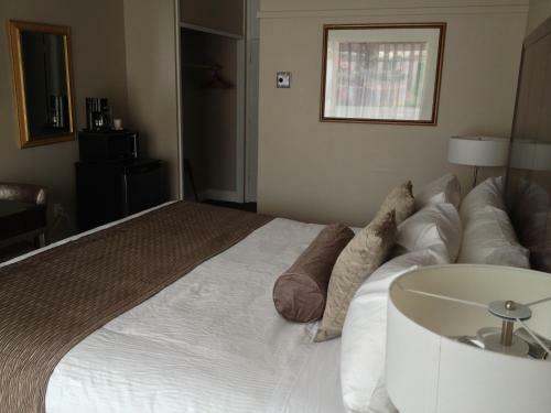 Capital City Center Hotel