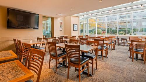 Best Western Plus Inner Harbour Hotel