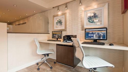 Best Western Plus Inner Harbour Hotel