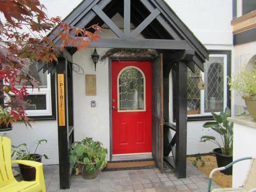 Bed & Breakfast Heathergate Cottage And Suites
