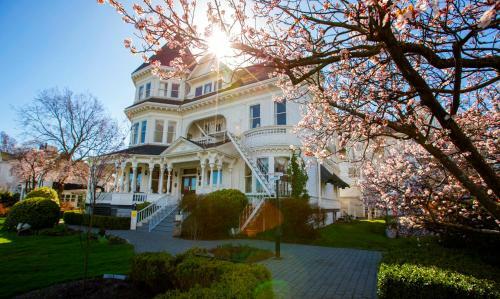 Hotel Pendray Inn And Tea House