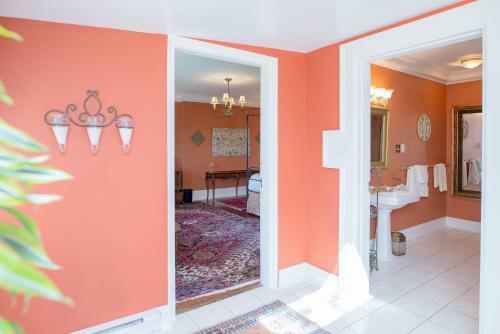 Villa Marco Polo Bed And Breakfast Inn