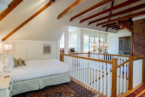 Villa Marco Polo Bed And Breakfast Inn