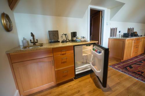Villa Marco Polo Bed And Breakfast Inn