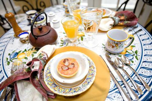 Villa Marco Polo Bed And Breakfast Inn