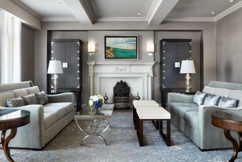 Fairmont Empress Hotel