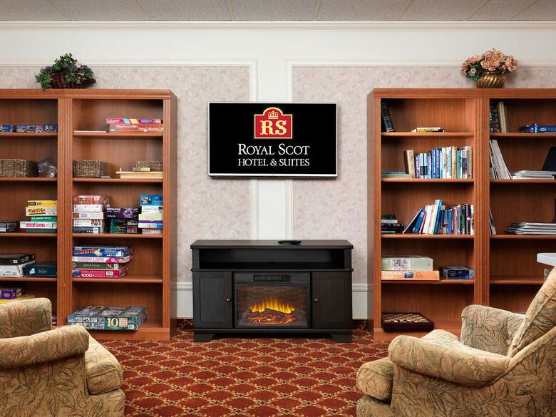 Royal Scot Hotel & Suites