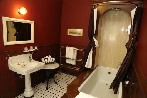 Beaconsfield Bed And Breakfast - Victoria