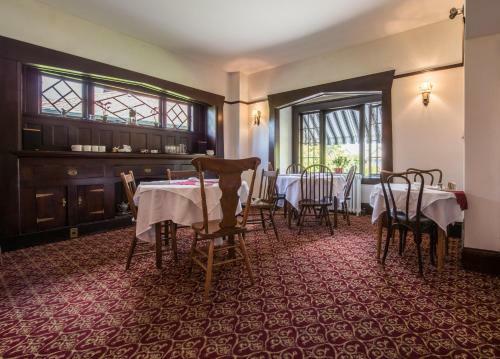 Bed & Breakfast Oak Bay Guest House