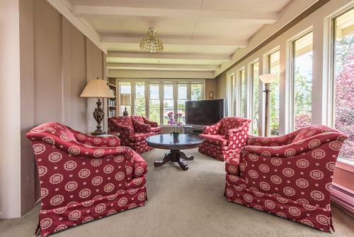 Bed & Breakfast Oak Bay Guest House