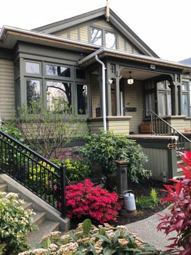 Robert Porter House Inn Bed & Breakfast