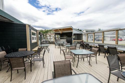 Posada Coast High Country Inn