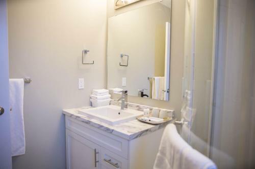 Midnight Sun Inn - Bed & Breakfast