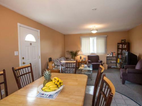 Midnight Sun Inn - Bed & Breakfast