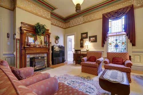 Bed & Breakfast Amethyst Inn