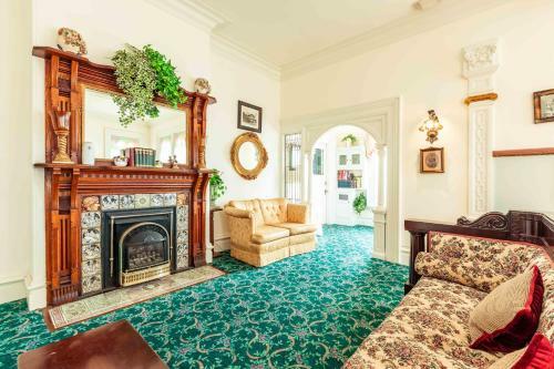 Bed & Breakfast Amethyst Inn
