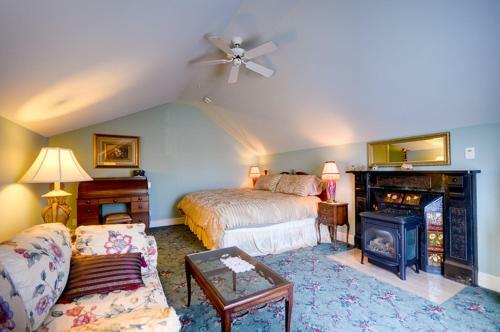 Bed & Breakfast Amethyst Inn