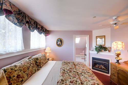 Bed & Breakfast Amethyst Inn