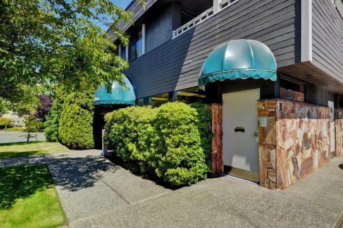 Boutique 1bdrm Apartment 19