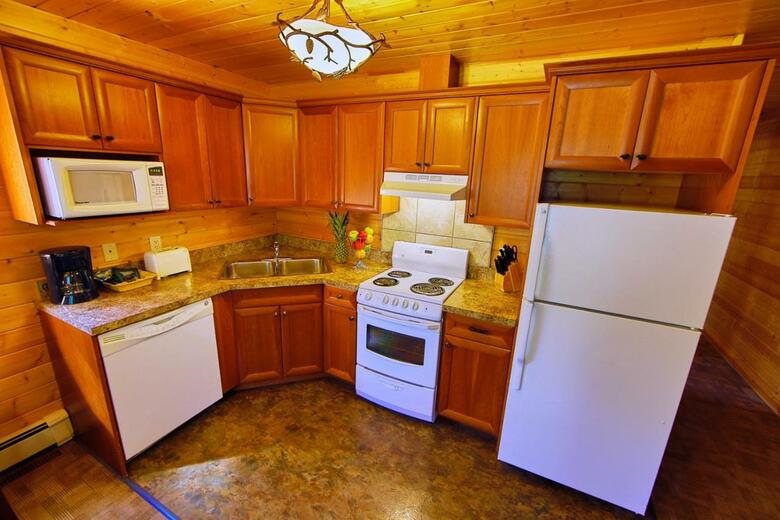 Lodge Castle Mountain Chalets