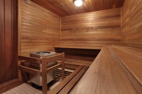 Posada Guest House Inn & Suites