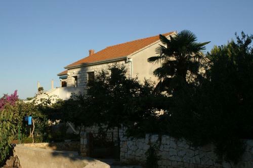 Apartments With A Parking Space Mirca, Brac - 2841