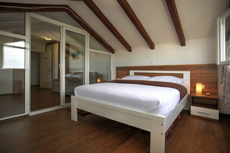 Hotel Murter