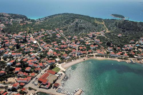 Apartments Leonarda